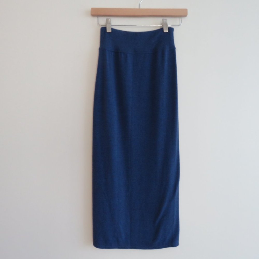 Aritzia Navy Midi Skirt with Side Slit - Picture 8 of 11